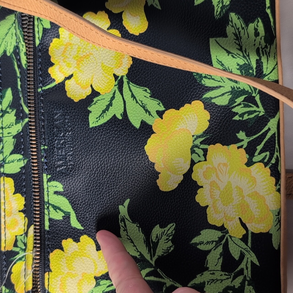 American Leather Co Green & Yellow Floral Thin Crossbody Bag - Picture 13 of 13